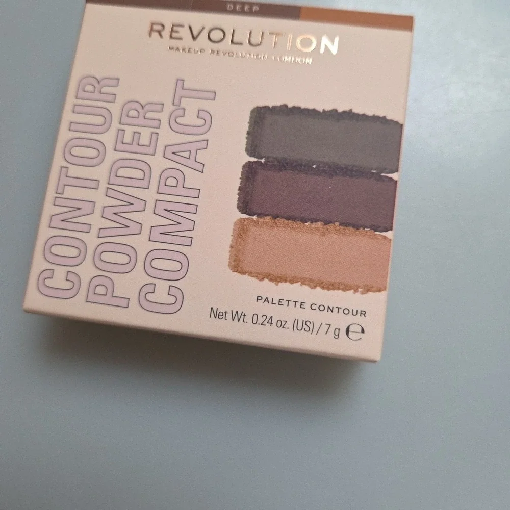 Makeup Revolution London Contour Powder Compact Deep 0.24 oz Palette‎ NIB
